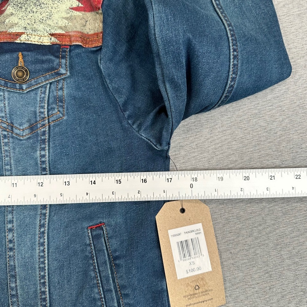 NWT Frye and Co Denim Trucker Jacket Womens XS Southwestern Print Yoke Aztec - Picture 5 of 10